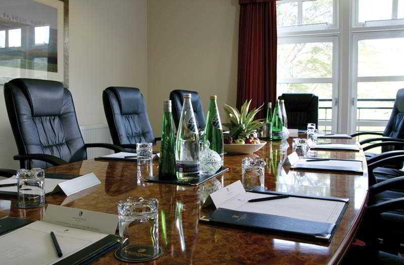 Macdonald Cardrona Hotel, Golf & Spa Peebles Exterior photo
