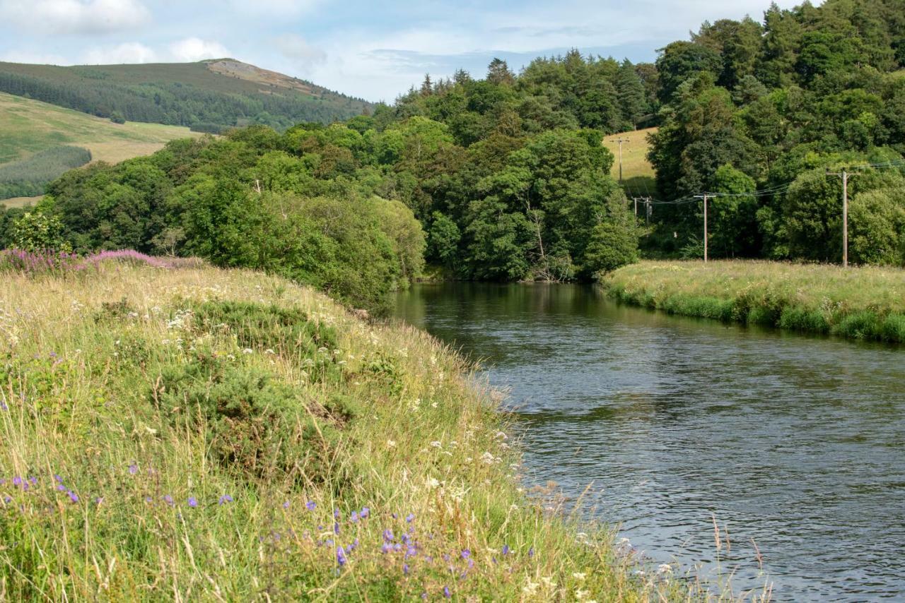 Macdonald Cardrona Hotel, Golf & Spa Peebles Exterior photo